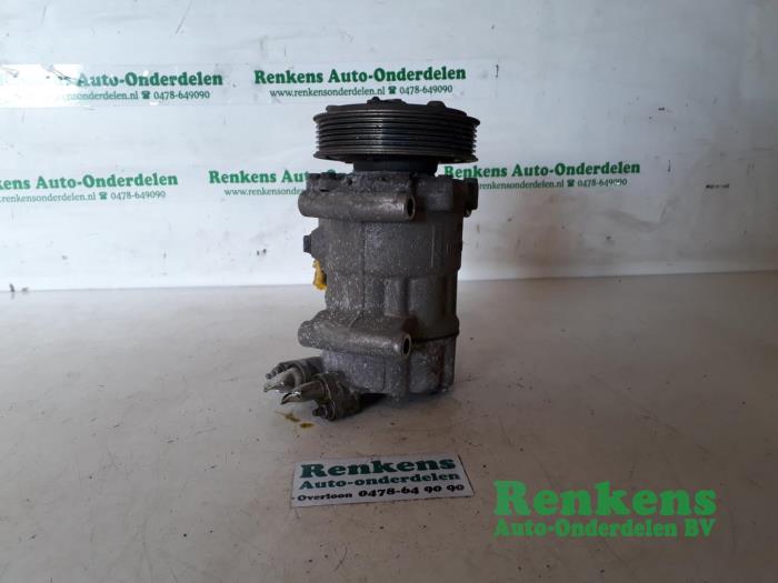 Air conditioning pump from a Peugeot 206 (2A/C/H/J/S) 1.4 XR,XS,XT,Gentry 2007