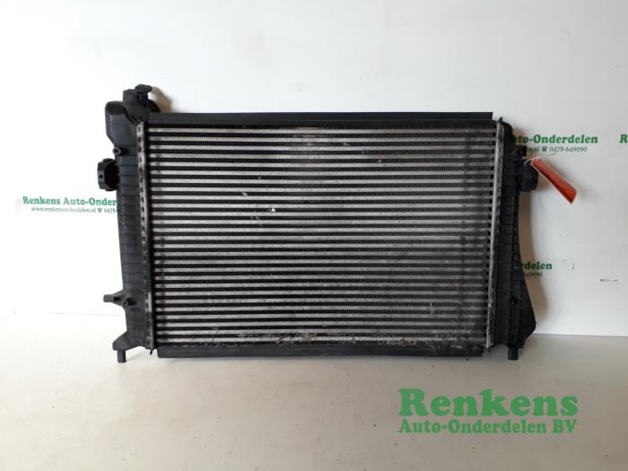 Usados Intercooler Volkswagen Jetta III (1K2) 2.0 TDI DPF 140 Precio € 60,00 Norma de margen ofrecido por Renkens Auto-Onderdelen B.V.