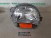 Headlight, right from a Renault Twingo (C06), 1993 / 2007 1.2, Hatchback, 2-dr, Petrol, 1.149cc, 43kW (58pk), FWD, D7F700; D7F701; D7F702; D7F703; D7F704, 1996-05 / 2007-06, C066; C068; C06G; C06S; C06T 2000
