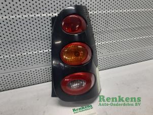 Used Taillight, right Smart Fortwo Coupé (450.3) 0.8 CDI Price € 30,00 Margin scheme offered by Renkens Auto-Onderdelen B.V.