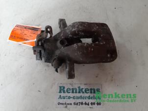 Used Rear brake calliper, left Peugeot 308 (4A/C) 1.6 VTI 16V Price € 35,00 Margin scheme offered by Renkens Auto-Onderdelen B.V.