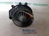 Motor de ventilador de calefactor de un Volkswagen Passat Variant (3B6), 2000 / 2005 2.0, Combi, Gasolina, 1.984cc, 85kW (116pk), FWD, AZM; EURO4, 2000-11 / 2005-05, 3B6 2003