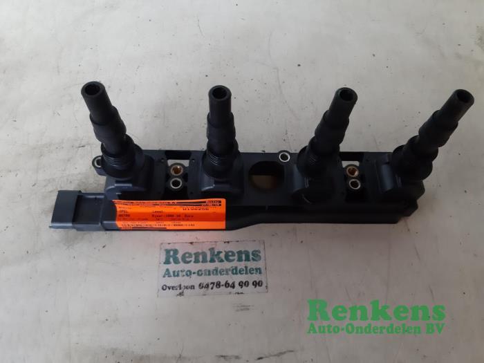 Usagé Bobine Opel Astra G (F08/48) 1.8 16V Prix € 45,00 Règlement à la marge proposé par Renkens Auto-Onderdelen B.V.