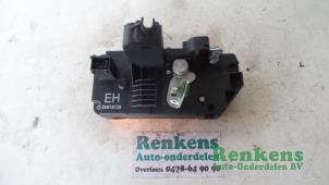 Used Rear door mechanism 4-door, right Opel Meriva 1.6 16V Price € 35,00 Margin scheme offered by Renkens Auto-Onderdelen B.V.