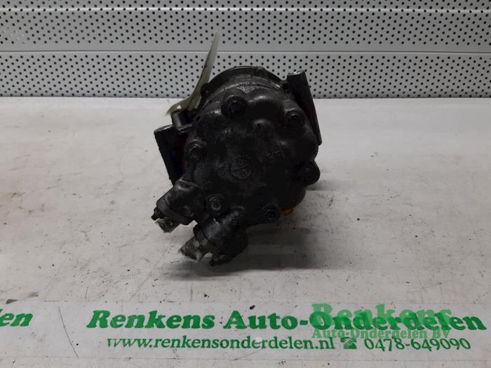 Air conditioning pump from a Peugeot 206 (2A/C/H/J/S) 1.4 XR,XS,XT,Gentry 2005