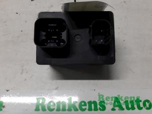 Used Module (miscellaneous) Opel Combo 1.6 CDTI 16V Price € 25,00 Margin scheme offered by Renkens Auto-Onderdelen B.V.