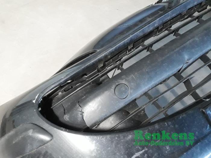 Zderzak przedni z Peugeot 207 SW (WE/WU) 1.4 2008