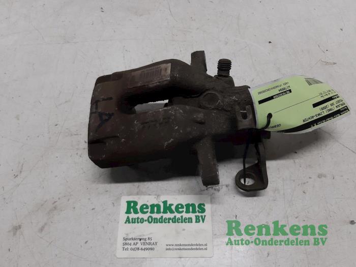 Gebrauchte Bremszange links hinten Peugeot 308 SW (4E/H) 1.6 HDi 16V Preis € 35,00 Margenregelung angeboten von Renkens Auto-Onderdelen B.V.