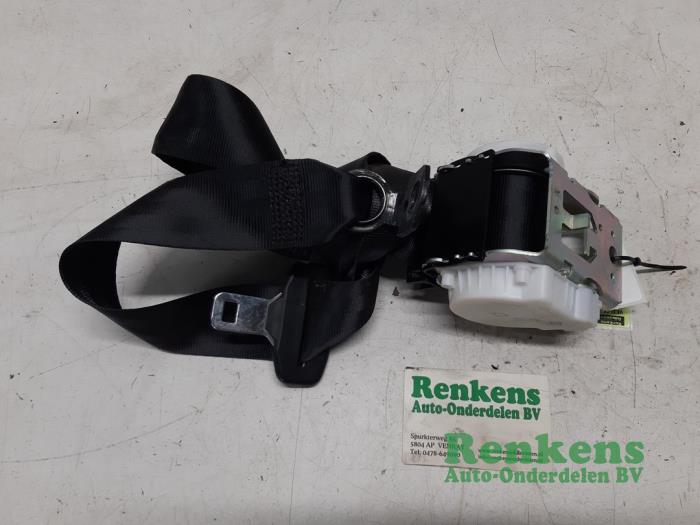 Rear seatbelt, left from a Ford Focus 3 1.0 Ti-VCT EcoBoost 12V 125 2014