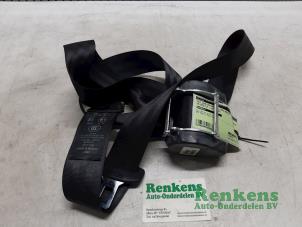Used Rear seatbelt, left Volkswagen New Beetle (1Y7) 1.9 TDI Price € 35,00 Margin scheme offered by Renkens Auto-Onderdelen B.V.