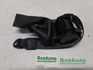 Used Rear seatbelt, right Chevrolet Spark 1.0 16V Price € 35,00 Margin scheme offered by Renkens Auto-Onderdelen B.V.
