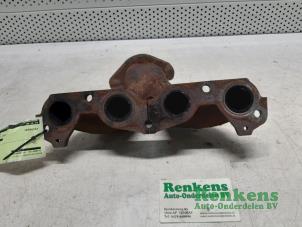 Used Exhaust manifold Dacia Sandero I (BS) 1.2 16V Price € 50,00 Margin scheme offered by Renkens Auto-Onderdelen B.V.