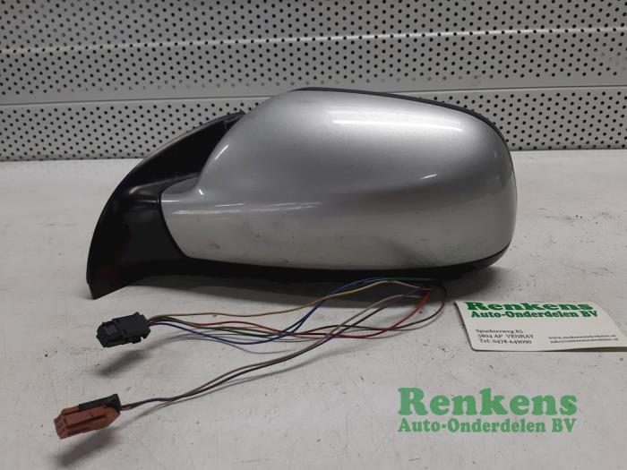 Wing mirror, left from a Peugeot 307 SW (3H) 2.0 16V 2003