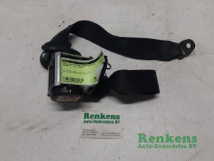 Used Rear seatbelt, right Mazda 3 Sport (BK14) 2.0i 16V Price € 35,00 Margin scheme offered by Renkens Auto-Onderdelen B.V.
