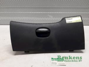 Used Dashboard cover / flap Peugeot 206+ (2L/M) 1.4 XS Price € 30,00 Margin scheme offered by Renkens Auto-Onderdelen B.V.