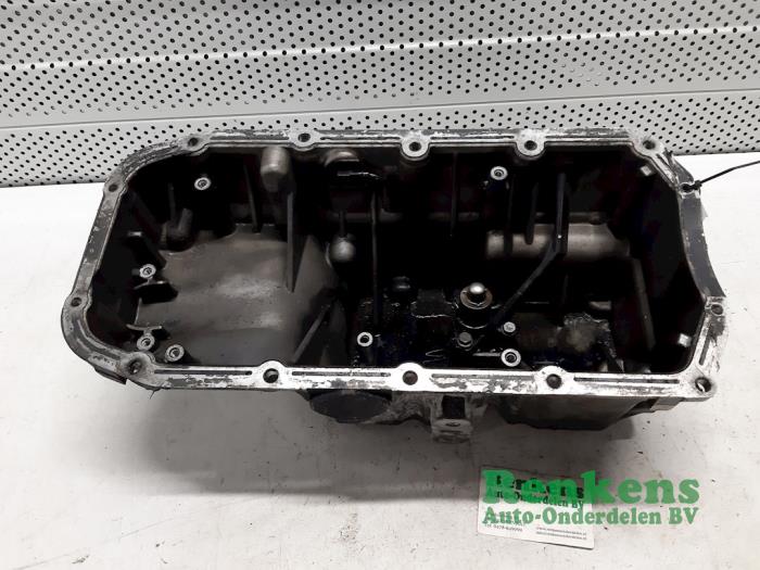 Usagé Couvercle carter Opel Insignia 2.0 CDTI 16V 160 Ecotec Prix € 100,00 Règlement à la marge proposé par Renkens Auto-Onderdelen B.V.