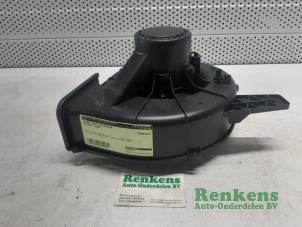 Used Heating and ventilation fan motor Volkswagen Polo IV (9N1/2/3) 1.2 Price € 35,00 Margin scheme offered by Renkens Auto-Onderdelen B.V.