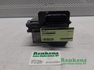 Used ABS pump Peugeot 607 (9D/U) 2.0 HDi FAP Price € 60,00 Margin scheme offered by Renkens Auto-Onderdelen B.V.