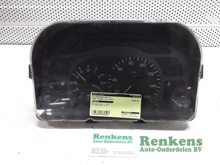 Cuentakilómetros de un Opel Movano (4A1; 4A2; 4B2; 4B3; 4C2; 4C3) 2.5 D 2001