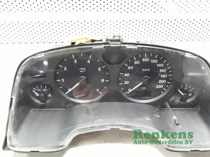 Engine management computer Opel Zafira 2.2 16V 12202143 Z22SE