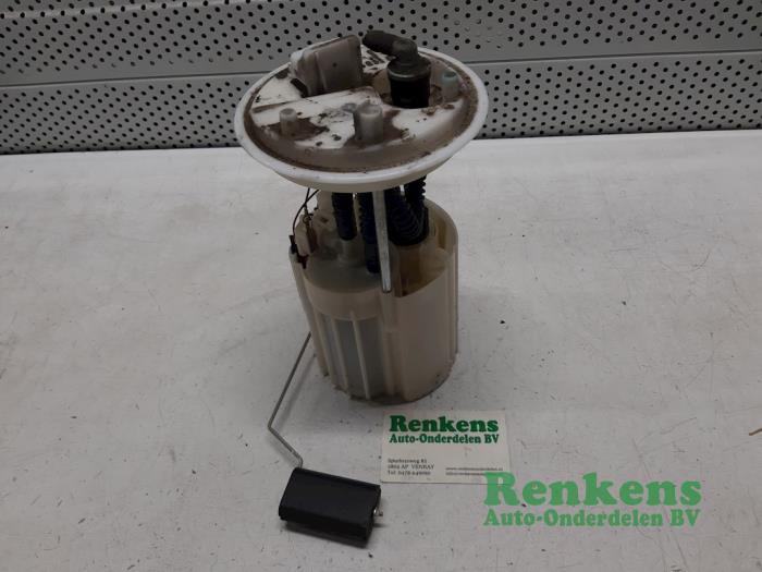 Gebrauchte Benzinpumpe Alfa Romeo 147 (937) 1.6 Twin Spark 16V Preis € 40,00 Margenregelung angeboten von Renkens Auto-Onderdelen B.V.