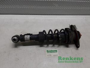 Used Rear shock absorber rod, right Mini Mini (R56) 1.6 One D 16V Price € 40,00 Margin scheme offered by Renkens Auto-Onderdelen B.V.