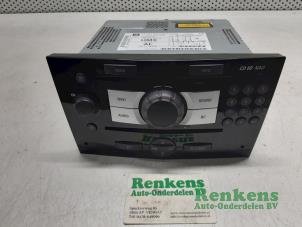 Used Radio CD player Opel Corsa D 1.6i OPC 16V Turbo Ecotec Price € 125,00 Margin scheme offered by Renkens Auto-Onderdelen B.V.