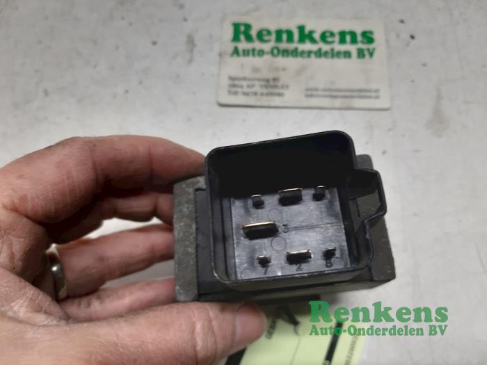 Glow plug relay Renault Modus/Grand Modus 1.5 dCi 85 7700115078