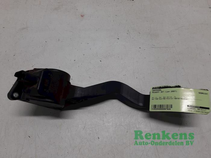 Używane Pedal gazu Peugeot 307 SW (3H) 1.6 16V Cena € 35,00 Procedura marży oferowane przez Renkens Auto-Onderdelen B.V.