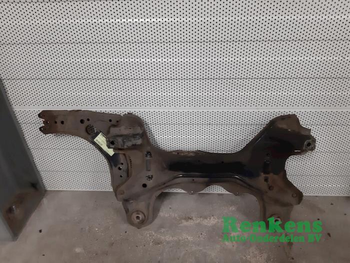 Usados Subchasis Seat Leon (1M1) 1.6 Precio € 60,00 Norma de margen ofrecido por Renkens Auto-Onderdelen B.V.