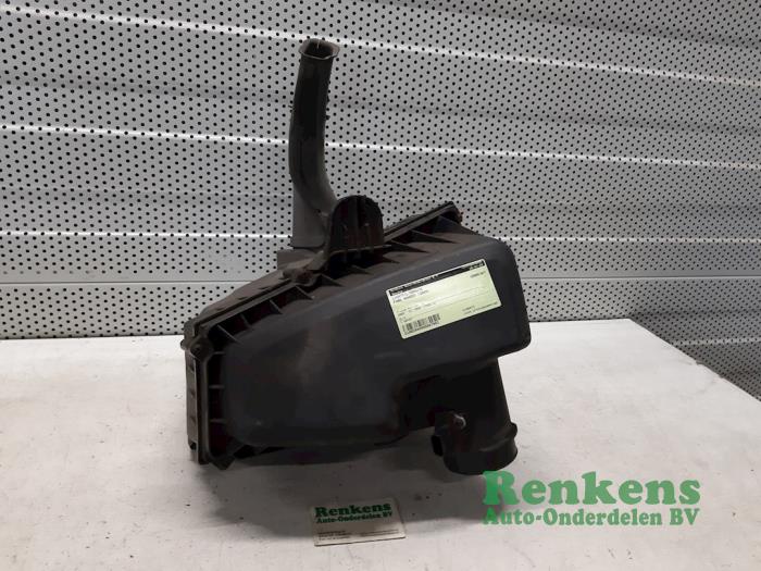 Gebrauchte Luftfiltergehäuse Ford Mondeo IV Wagon 2.0 TDCi 140 16V Preis € 40,00 Margenregelung angeboten von Renkens Auto-Onderdelen B.V.