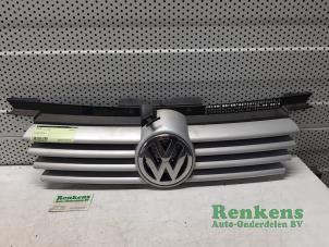 Usagé Calandre Volkswagen Bora (1J2) 1.6 Prix € 20,00 Règlement à la marge proposé par Renkens Auto-Onderdelen B.V.