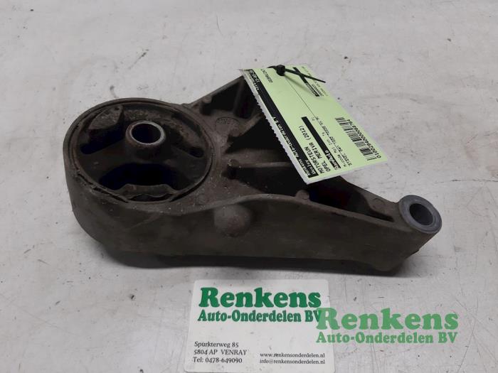 Used Engine mount Opel Meriva (B) 1.4 Turbo 16V ecoFLEX Price € 20,00 Margin scheme offered by Renkens Auto-Onderdelen B.V.