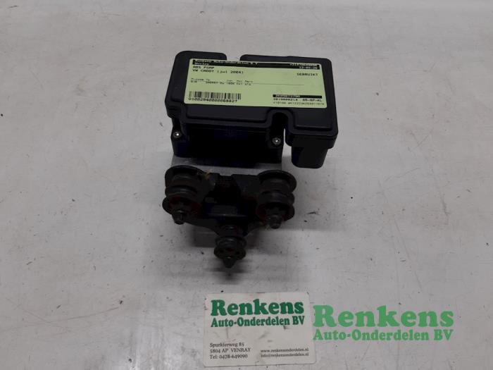 Usagé Pompe ABS Volkswagen Caddy III (2KA,2KH,2CA,2CH) 1.9 TDI Prix € 60,00 Règlement à la marge proposé par Renkens Auto-Onderdelen B.V.