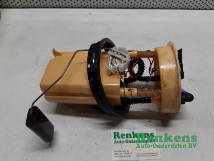 Begagnade Dieselpump Mini Mini (R56) 1.6 One D 16V Pris € 40,00 Marginaltabell erbjuds av Renkens Auto-Onderdelen B.V.