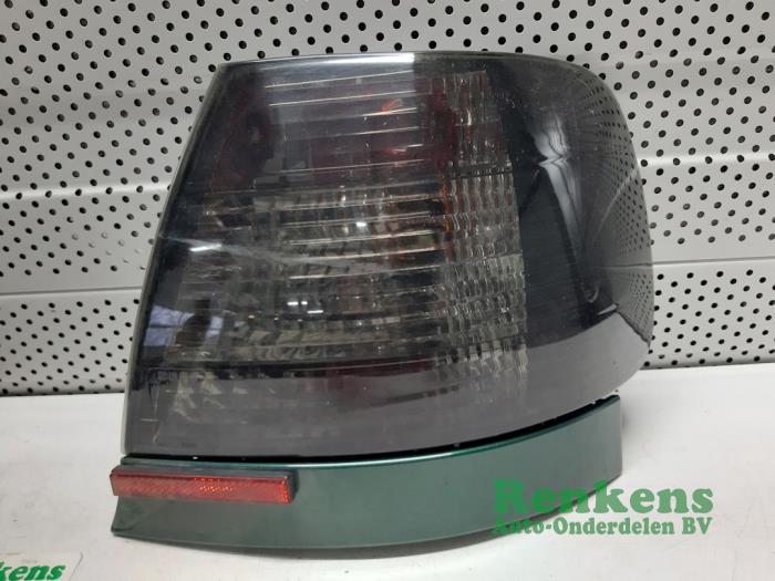 Set of taillights, left + right from a Audi A4 (B5) 1.6 1997