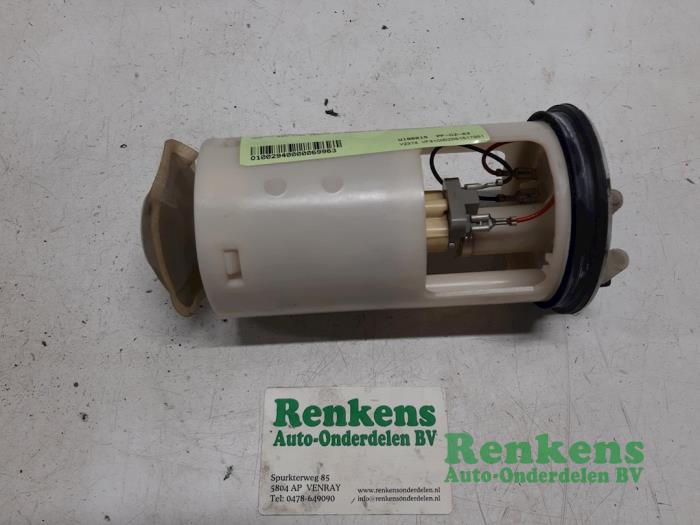 Gebrauchte Benzinpumpe Peugeot 106 II 1.1 XN,XR,XT,Accent Preis € 30,00 Margenregelung angeboten von Renkens Auto-Onderdelen B.V.