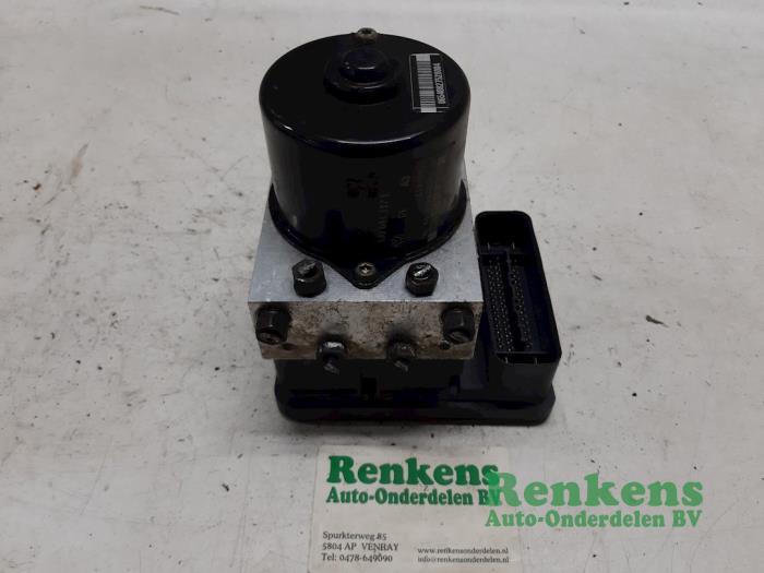 Gebrauchte ABS Pumpe Volkswagen Golf IV (1J1) 1.6 16V Preis € 50,00 Margenregelung angeboten von Renkens Auto-Onderdelen B.V.