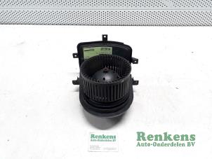 Used Heating and ventilation fan motor Volkswagen Polo III Classic (6KV2) 1.4i 60 Price € 35,00 Margin scheme offered by Renkens Auto-Onderdelen B.V.