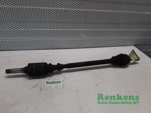 Used Front drive shaft, right Peugeot 106 II 1.1 XN,XR,XT,Accent Price € 30,00 Margin scheme offered by Renkens Auto-Onderdelen B.V.