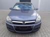 Grill z Opel Astra H (L48), 2004 / 2014 1.6 16V Twinport, Hatchback, 4Dr, Benzyna, 1.598cc, 77kW (105pk), FWD, Z16XEP; EURO4, 2004-03 / 2006-12 2004