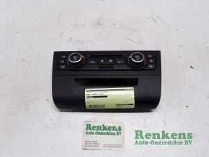 Usados Panel de control de calefacción BMW 1 serie (E87/87N) 118d 16V Precio € 45,00 Norma de margen ofrecido por Renkens Auto-Onderdelen B.V.