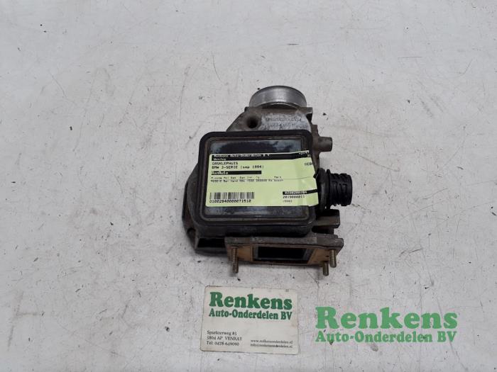 Gebrauchte Drosselklappengehäuse BMW 3 serie Compact (E36/5) 316i Preis € 40,00 Margenregelung angeboten von Renkens Auto-Onderdelen B.V.