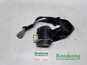 Usagé Insertion ceinture de sécurité arrière droite Volkswagen Golf V Variant (1K5) 1.9 TDI Prix € 35,00 Règlement à la marge proposé par Renkens Auto-Onderdelen B.V.