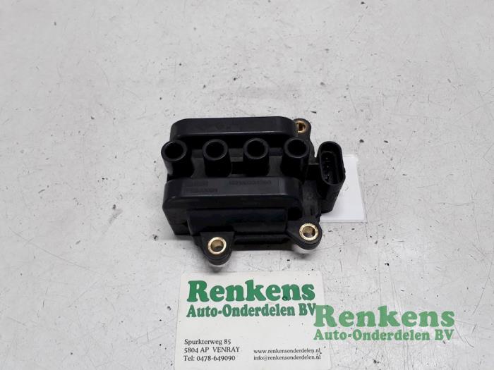Usagé Bobine Renault Clio IV (5R) 1.2 16V Prix € 25,00 Règlement à la marge proposé par Renkens Auto-Onderdelen B.V.