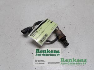 Used Lambda probe Renault Clio IV (5R) 1.2 16V Price € 20,00 Margin scheme offered by Renkens Auto-Onderdelen B.V.