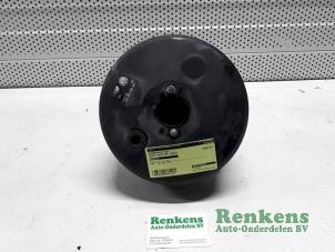 Używane Wspomaganie hamulców Skoda Roomster (5J) 1.2 12V HTP Cena € 50,00 Procedura marży oferowane przez Renkens Auto-Onderdelen B.V.