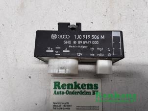 Usados Ordenador de refrigeración Skoda Roomster (5J) 1.2 12V HTP Precio € 15,00 Norma de margen ofrecido por Renkens Auto-Onderdelen B.V.
