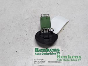 Used Heater resistor Skoda Roomster (5J) 1.2 12V HTP Price € 15,00 Margin scheme offered by Renkens Auto-Onderdelen B.V.