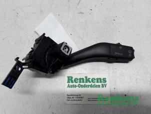 Gebrauchte Scheibenwischer Schalter Skoda Octavia Combi (1Z5) 2.0 TDI PDF Preis € 25,00 Margenregelung angeboten von Renkens Auto-Onderdelen B.V.